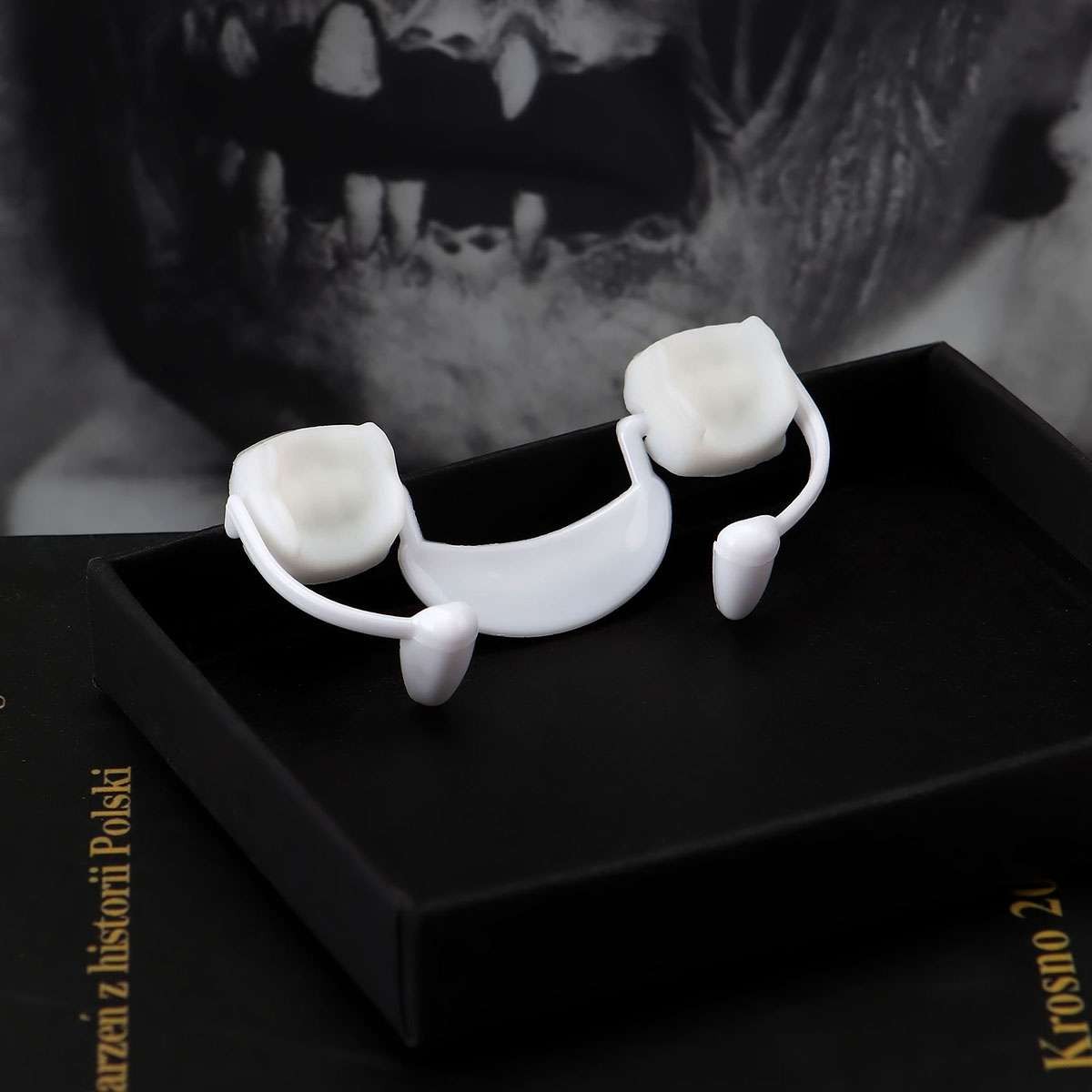 Halloween Scary Fangs Retractable Teeth for Party Cosplay Vampire Zombie Costume